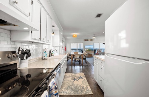 Royal Lagoons House | Beautiful Bayfront home that your family will love!