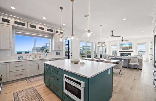 East End House | Beautiful Beach Views, Private Pool, Pet Friendly, East End