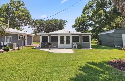 Buras-Triumph Apartment | Beautiful bunkhouse near the Mississippi River