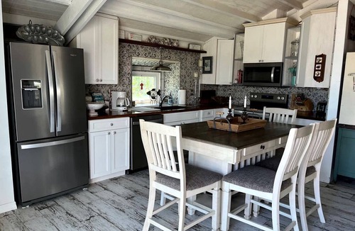 Placida Cottage | Beautiful Cottage on the Bay with Private Dock and Hot Tub for a Memorable Getaway on Little Gasparilla Island, Florida