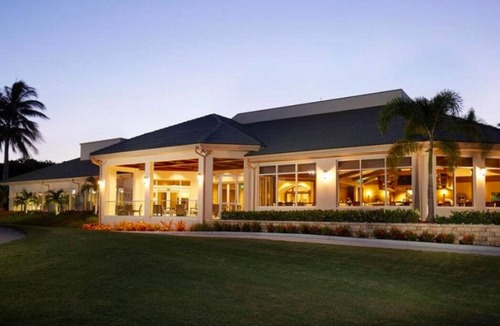 Tropical Cove Condo | Beautiful Country Club Condo.