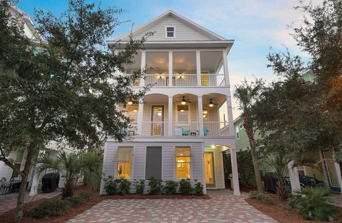 Villages of Crystal Beach House | Beautiful Crystal Beach Vacation House in Destin with Cool Community Pool!