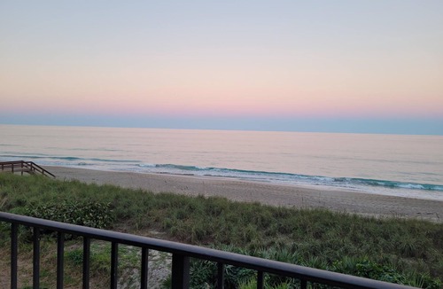 Hutchinson Island South Condo | Beautiful Direct Oceanfront Condo in Jensen Beach FL - Minimum 30 Day Rental