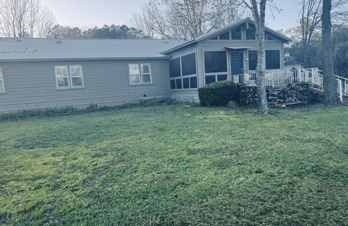 Marshall House | Beautiful farm setting near Marshall, Hallsville, Longview, Jefferson,Caddo Lake