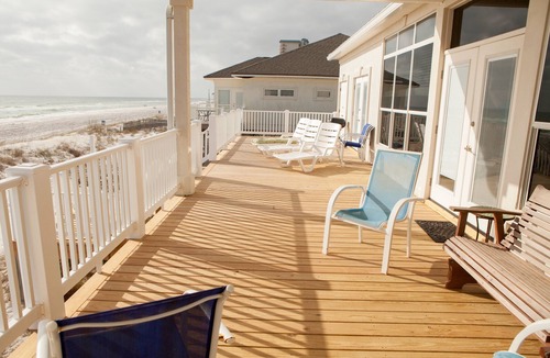 Crescent Beach House | Beautiful Gulf Front Home in Thomas Drive Area
