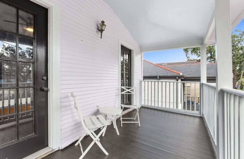 Milan House | Beautiful Historic 5br Home in Uptown