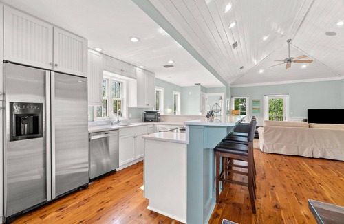 Seacrest House | Beautiful home close to pool & beach, close to The Big Chill