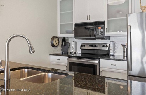 Dadeville Condo | Beautiful Lake Front Condo with Luxury Amenities