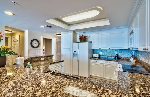 Panama City Beach Condo | BEAUTIFUL LARGE BEACHFRONT UNIT! CORNER UNIT!