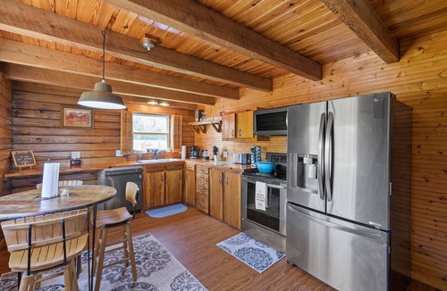 Youngstown House | Beautiful log cabin w/private dock, gameroom, 23mi to beach, 3bd2ba, sleeps 11