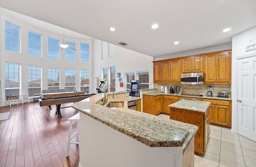 Valley Ranch House | Beautiful Mansion w/Pool + Huge Gameroom