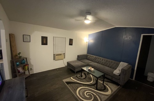 Picayune House | Beautiful Mobile Home 35 mins to Nola, Casinos, & Beaches.