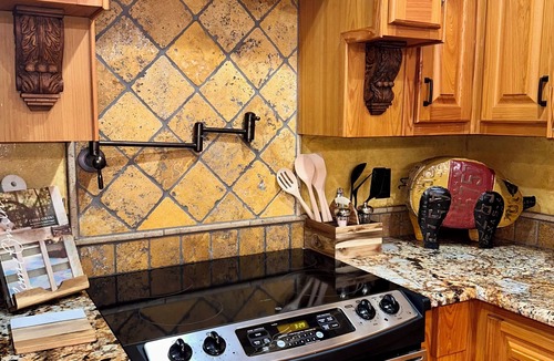 Natchez Condo | Beautiful Natchez Condo one block from the Mississippi River that offers it all.