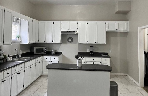 Kreole House | Beautiful Renovated Home in Moss Point