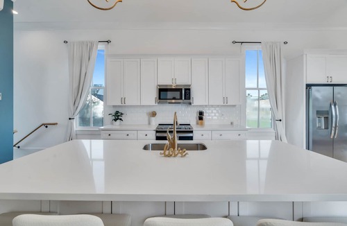 Faubourg Marigny House | Beautiful Renovated Historic Home with private courtyard, 4 blocks to FQ