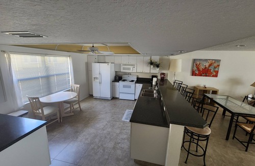 Tierra Verde House | Beautiful, town-home in the heart of Tierra Verde Island! Available yearly!