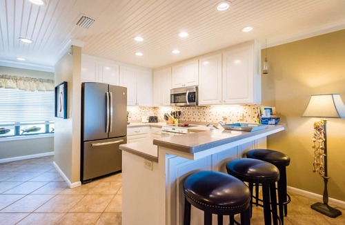 Santa Rosa Beach House | Beautiful Townhome Directly on the Beach in Santa Rosa Beach, FL - Sea Haunts