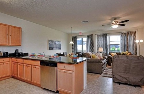 Kissimmee House | Beautiful Townhome 4 Bedroom - Compass Bay Kissimmee