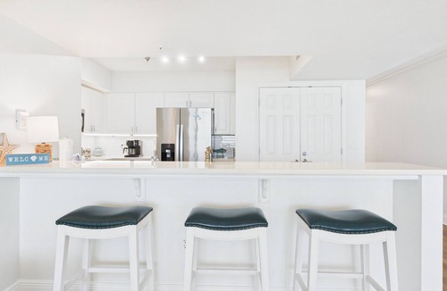 Panama City Beach Condo | Bella Blue 427-Stunning Views-Sleeps 6