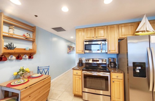 West Panama City Beach Condo | Best Beachfront Resort @ PCB🏄‍♀️Splash 1203E🤽Free Beach Chairs🏖️Pools👶Crib