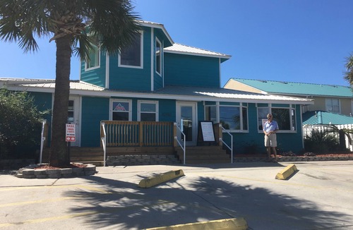 Panama City Beach House | BEST LOCATION ON BEACH 25% Vacation Ending DISC, Pier Park 10 min. Like NEW
