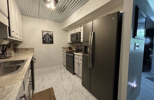 Northport House | Big AL's Heated Pool House sleeps KKKQ