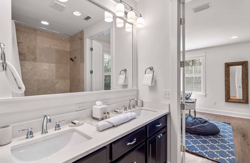 Watercolor House | Big Luxury Fully Loaded BeachHome w Cart and Bikes