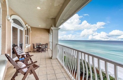 Seacrest Condo | Bikes, Beach, and Breathtaking Views! Beachfront Comfort Where Memories Are Made