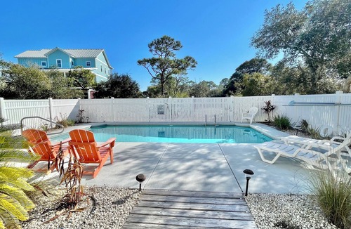 Treasure Beach Village House | Bikinis and Martinis - St. George Island