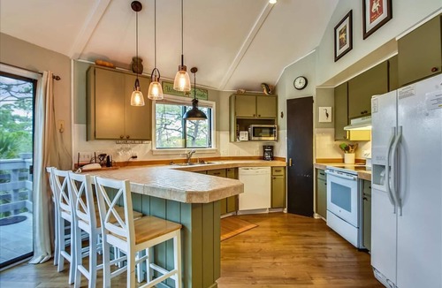 Sea Palm Village House | BIRD WATCHER IS PARADISE FOR A NATURE LOVER!