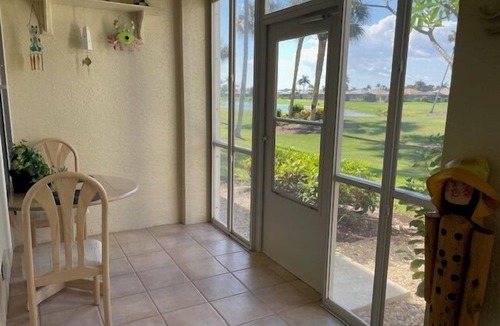 Tropical Cove House | Birdie Breeze at Lexington CC Golf Village