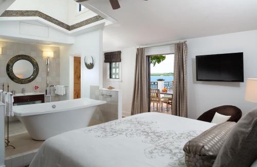 New Smyrna Beach Hotel | Black Dolphin Inn