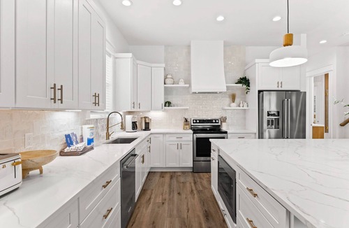 Crystal Beach House | Black Pearl-New Huge Luxury Home w/Private Pool and Spa