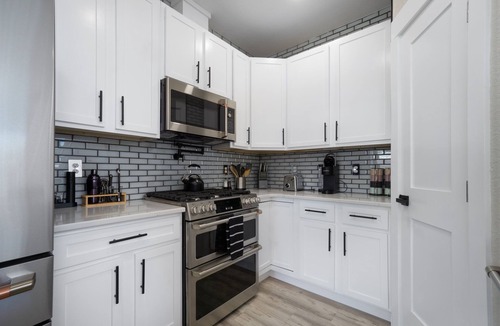 Milton House | Blackwater River Retreat-Family friendly-Dining-Shopping