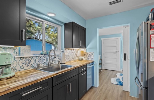 Cedar Key House | Blue Chair -Amazing Dock & Free Golf Cart in 2026!
