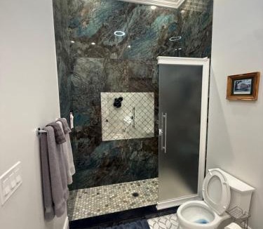 Treme Hotel | Blue Crawfish Boutique Hotel & Pool Bar