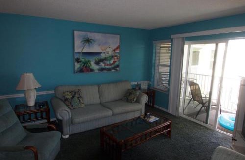 Holiday Isle Apartment | Blue Suede Shoes Apartment