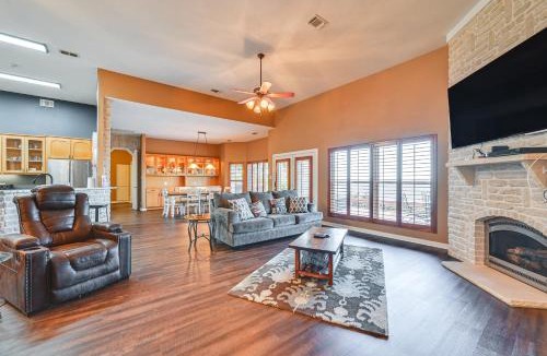 Milam House | Boat Dock & Hot Tub: Waterfront Home in Milam!