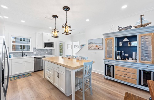 Upper Grand Lagoon House | ⛵🐾Boat slip -Swim/Spa -Dog Friendly~ truly a one-of-a-kind vacation!🐾⛵