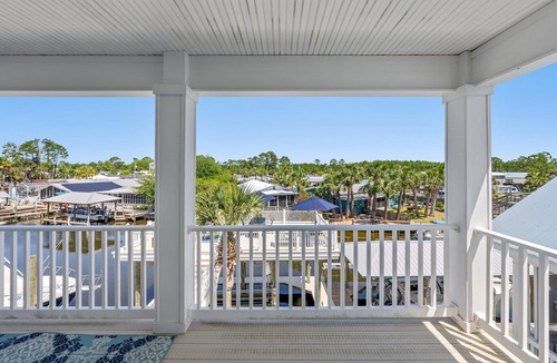 Upper Grand Lagoon House | ⛵🐾Boat slip -Swim/Spa -Dog Friendly~ truly a one-of-a-kind vacation!🐾⛵