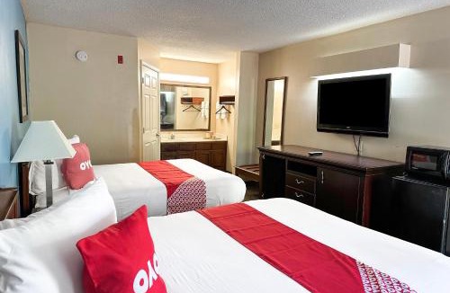 Meridian Hotel | Bonita Lakes Inn by Capital O Meridian I20