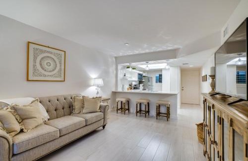 Bonita Bay Apartment | Bonita Springs Condo with Community Pool!