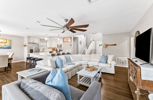 Gulfview Heights House | Book a Fall Getaway Today! Private Pool! 6 Adult Bikes! 30A Beaches!