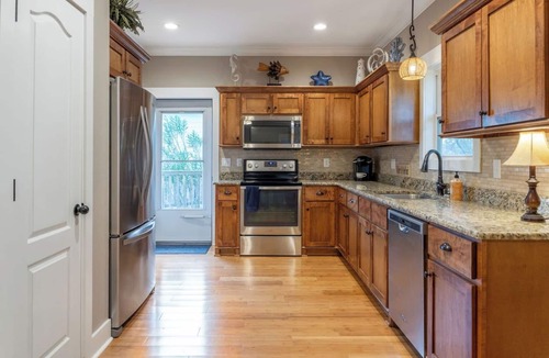 Fort Morgan Cottage | Book Today for a Great GetAway! Pet Friendly~3 Bedrooms~ Near Beach