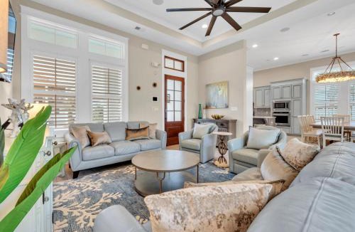 Frangista Beach House | Born to Sun
