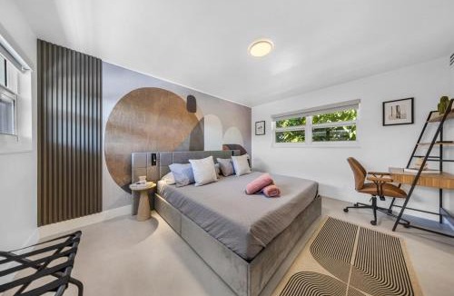 Coral Ridge Isles Apartment | Boutique Stay - Resort - 5 min to beach - near shop