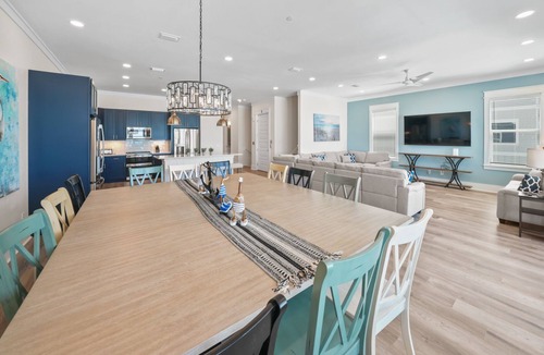 Laguna Beach Estates House | Brand New! Beachfront w private pool. Exceptional. 8 Br each w private bath