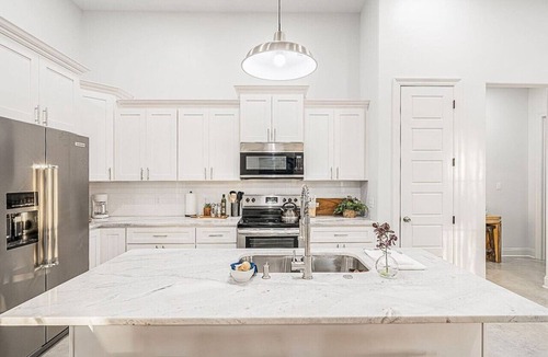Lafayette House | Brand New Centrally Located In Lafayette