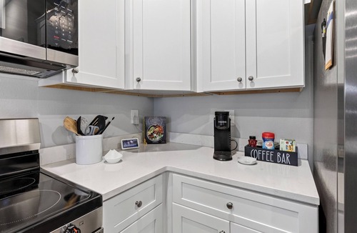 Ocean Springs House | Brand-new Coastal Escape 3BR/2.5BA minutes from vibrant downtown Ocean Springs.