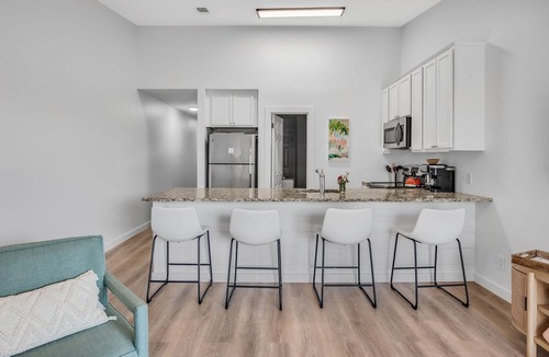 Fort Walton Beach - Destin House | Brand New Modern Upgrades! Steps to the Beach! 🍍🏝🌊